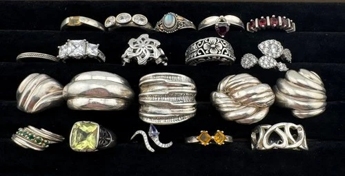 Sterling Silver Rings Lot of 20 Vintage & Modern 94.1g