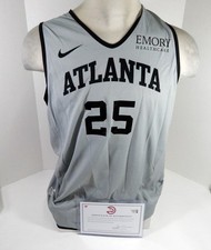 2022-23 Atlanta Hawks Garrison Mathews #25 Game Used Black Grey Practice Jersey4