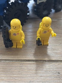 RARE Vintage LEGO Space: Mobile Rocket Transport (6950) 1982 Complete