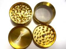 Molinillo de hierbas/hierbas de especias de metal de 4 piezas de 2,5 pulgadas 45 oro afilado 2 en 1
