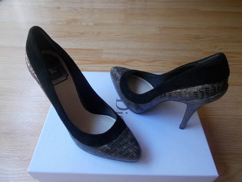 christian dior suede pumps