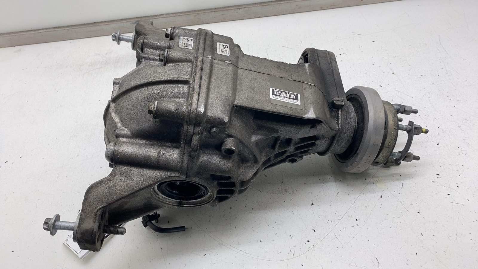 ⭕ 2017 2018 2019 2020 Maserati Levante Rear Differential Axle Carrier 6700376850