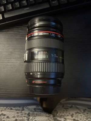 Canon EF 24-70mm f/2.8L USM Telephoto Zoom Lens