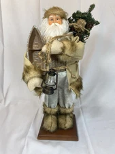 St.Nicholas Square Spirit of Santa Collection 18" Ning Feng Christmas
