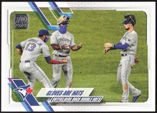 2021 Topps #539 Gloves Are Hats (Gurriel Jr. / Hernandez / Biggio) Blue Jays