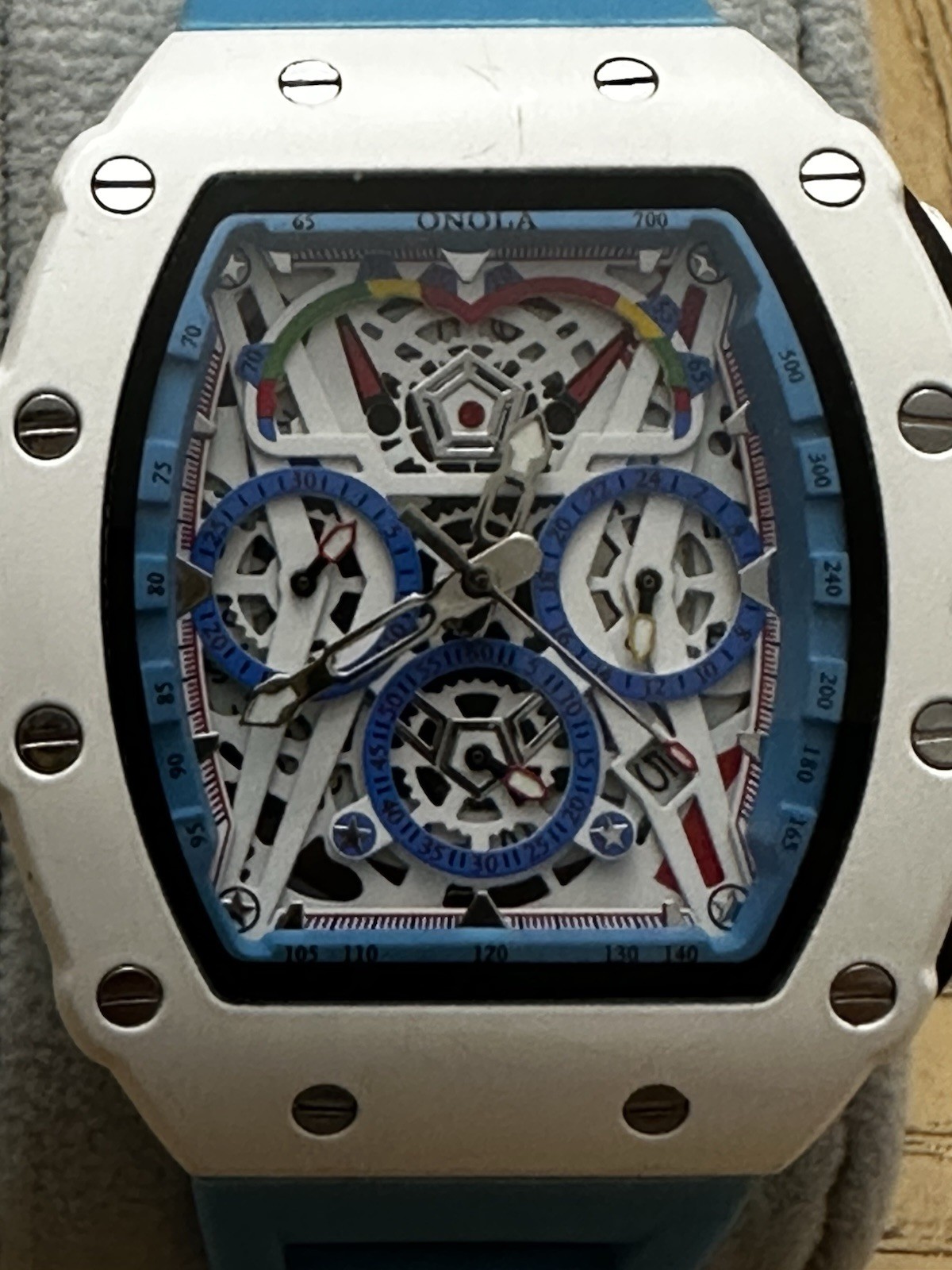 Watch - image 2