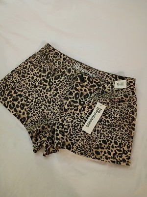 NWT No Boundaries Women's  Leopard Skin Denim Shorts Size 6