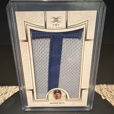 Topps 2025 Definitive Mookie Betts DNC-MB Definitive Nameplate Relic 1/1