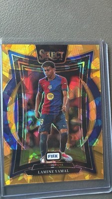 2024-25 PANINI SELECT FIFA GOLD ICE #7 LAMINE YAMAL 2/10 can be a PSA 10 ITS NEW