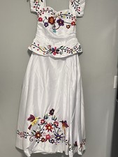 Satin Embroidered Ball Gown/Wedding Dress size M Bust Pit to Pit 16  Waist 30  