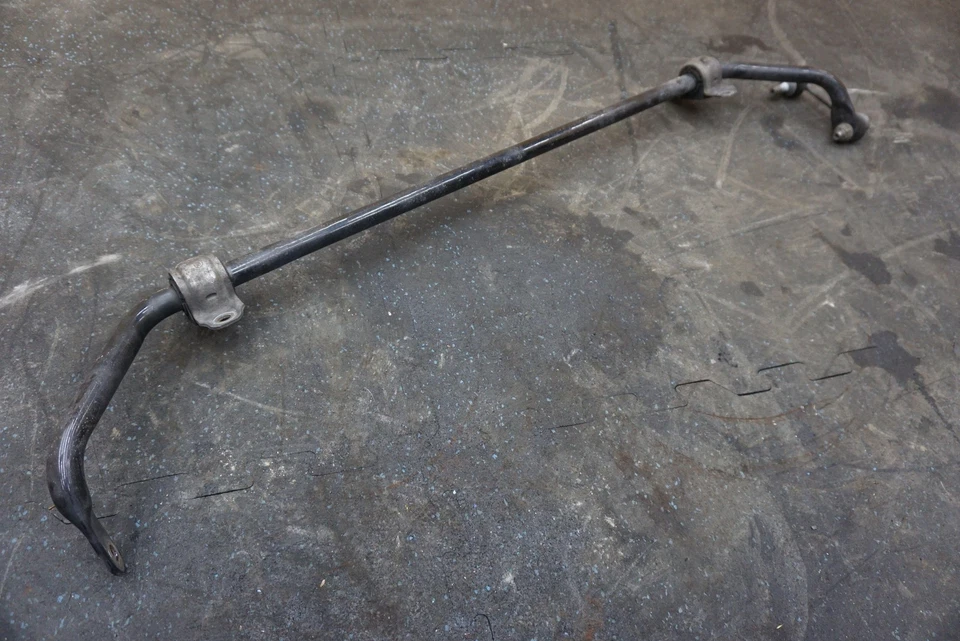Rear Anti Roll Stabilizer Sway Bar 33552284461 OEM BMW M5 M6 F10 F12 2012-16 - Image 3 of 4