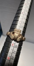 Vintage Claddagh Ring 9K Solid Gold 375 Hallmarked Size 8 Weighs 4 Grams