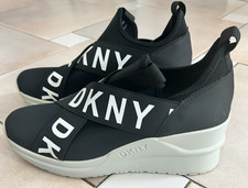 DKNY Platform Slip On Sneakers Black Logo Cross Strap Womens Shoes 8.5M K3901827