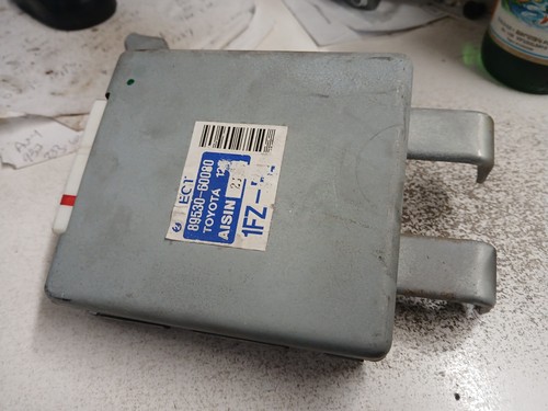 Toyota Landcruiser FZJ80 Transmission Control Computer ECT 89530-60080 - Picture 2 of 6