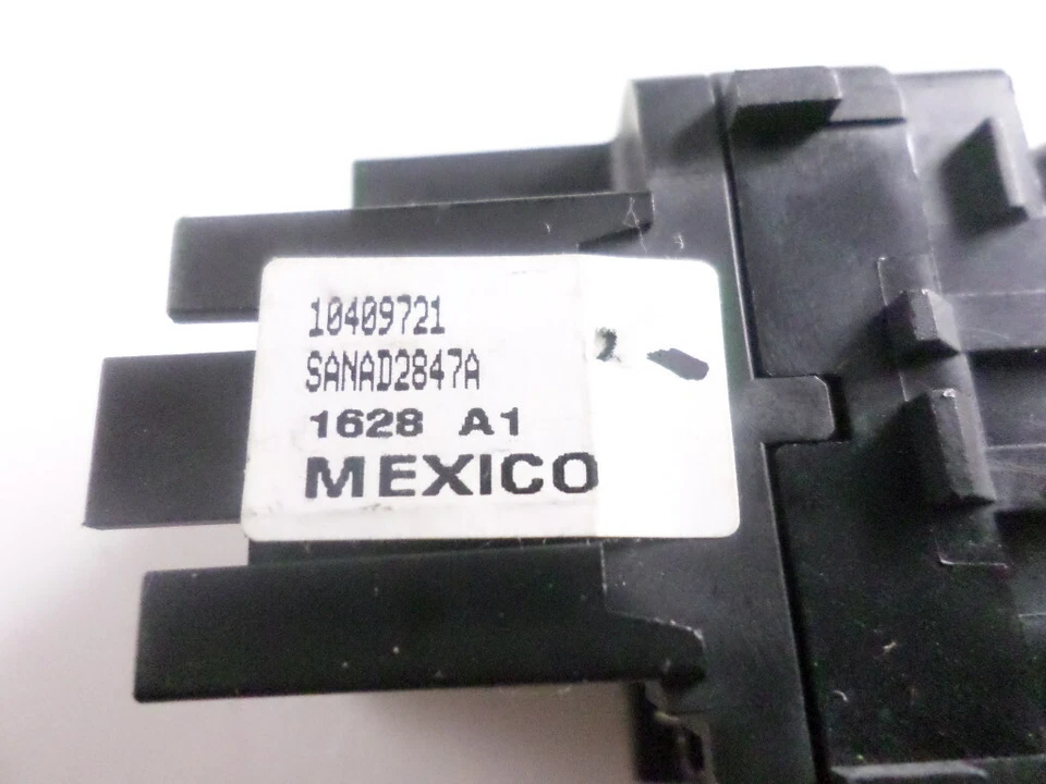 10409721 - Power Window Switch - Pontiac Montana 2000-2005 - Image 4 of 4