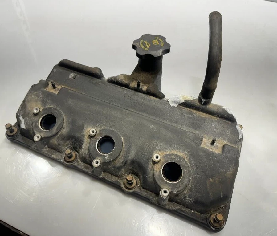 1999-2004 CHRYSLER 300M 98-04 DODGE INTREPID 3.5ltr 3.2ltr RIGHT VALVE COVER OEM - Image 2 of 4