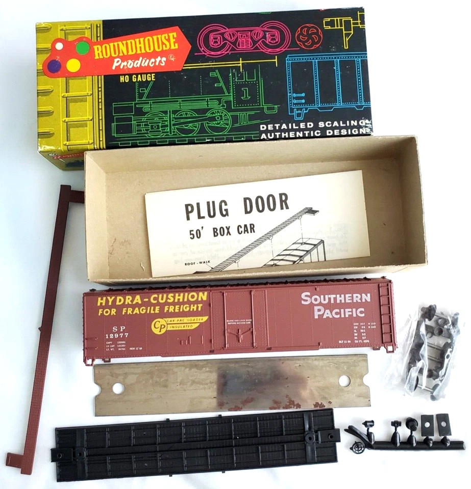 Roundhouse HO 50' Plug Door Hydra-Cushion Southern Pacific Box Car Kit-B54-2:39 - Image 2 of 4