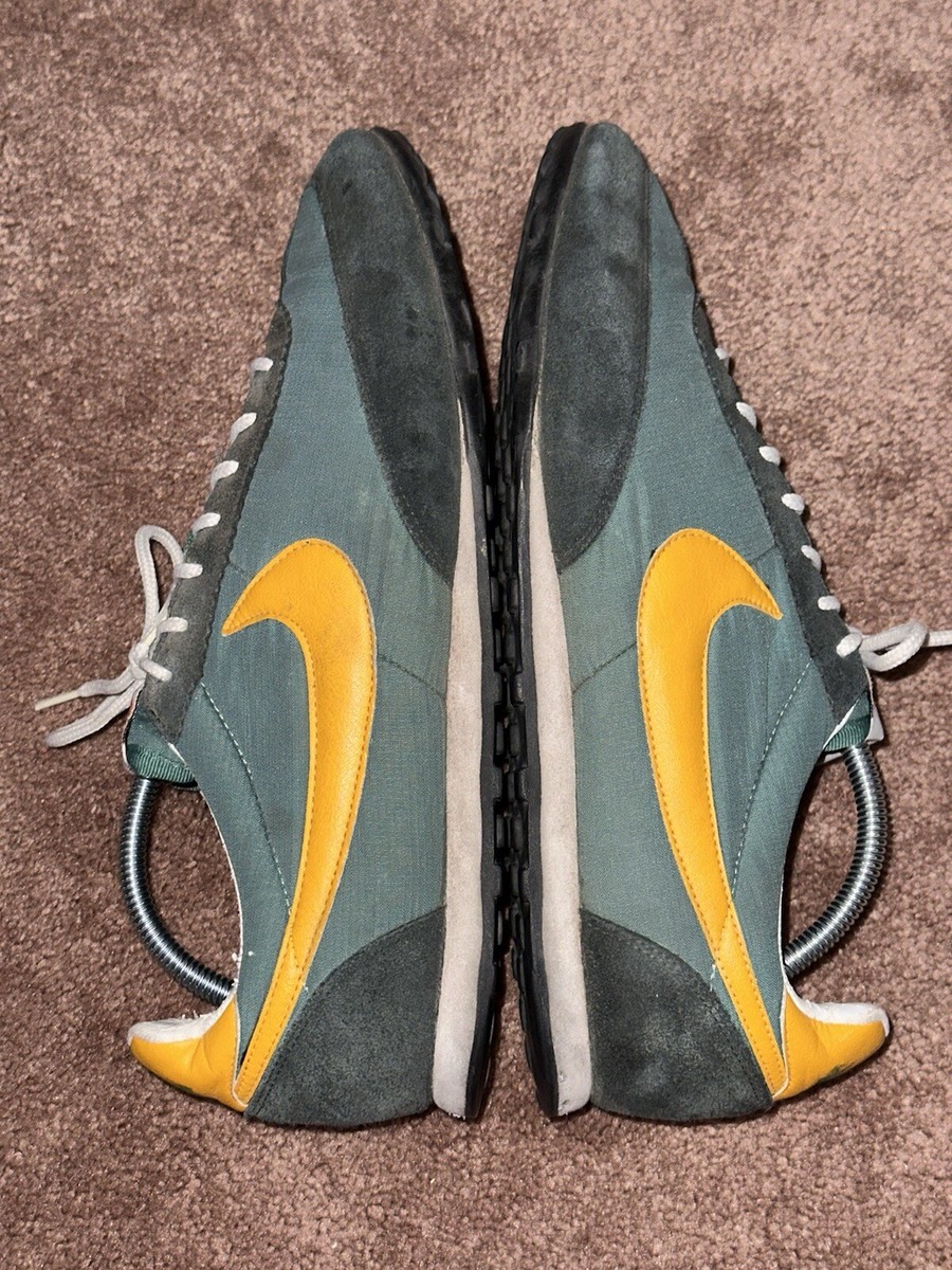 Nike Oregon Waffle Low Green SHOEZEUM Mens Size 9 EUR 42.5 UK 8 | eBay
