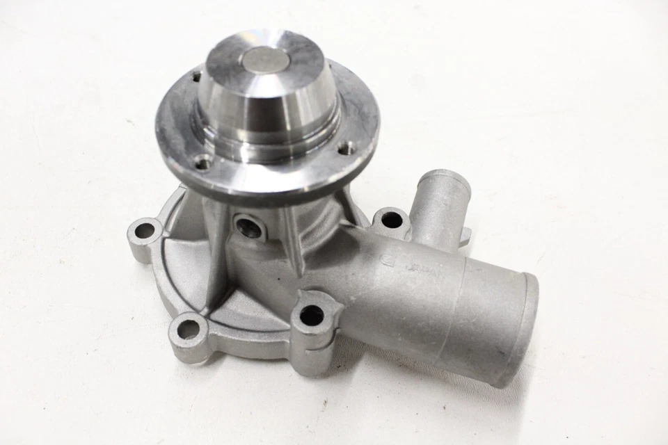 Bomba de agua motor turbo Saab 9000 2,0 L 16 V GMB 9321670 Foto 3 de 4