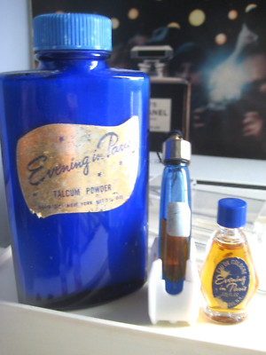  full 3 1/4oz powder lot Vintage mini perfume Cologne Bourjois Eveing in Paris