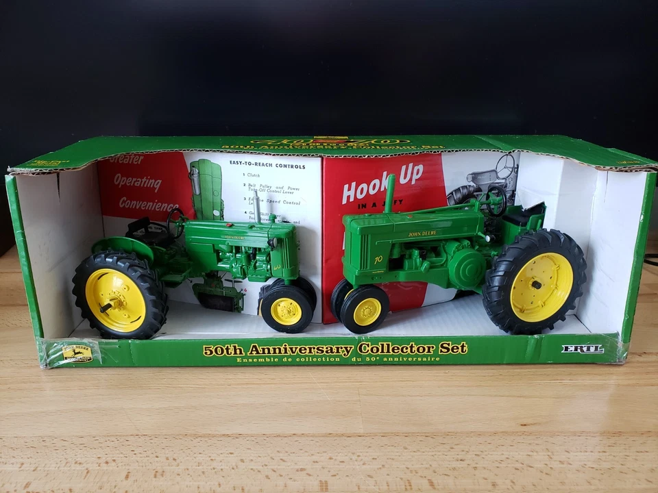 Ertl John Deere 40 and 70 Tractors 50th Anniversary Collector Set Diecast 1:16 - Image 2 of 4