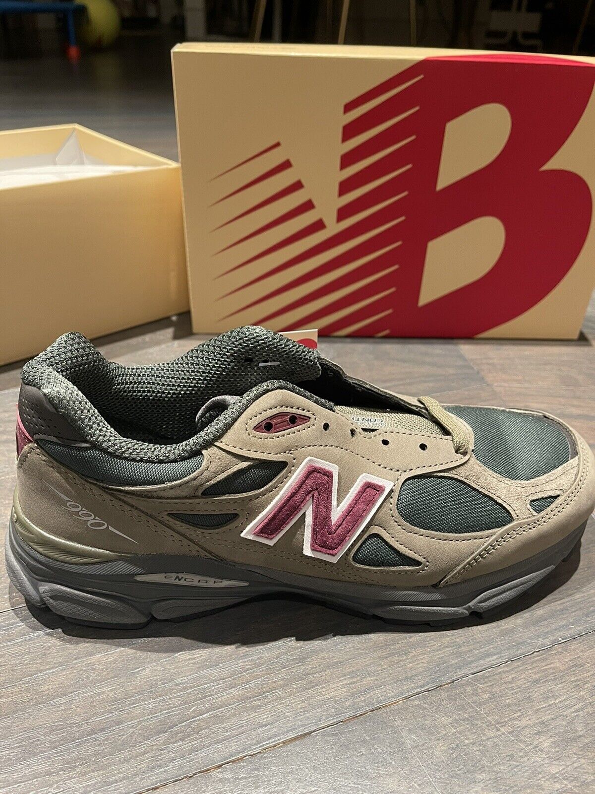 Size US8.5 - New Balance 990 V3 Made in USA Teddy Santis Green Purple 2022 | eBay