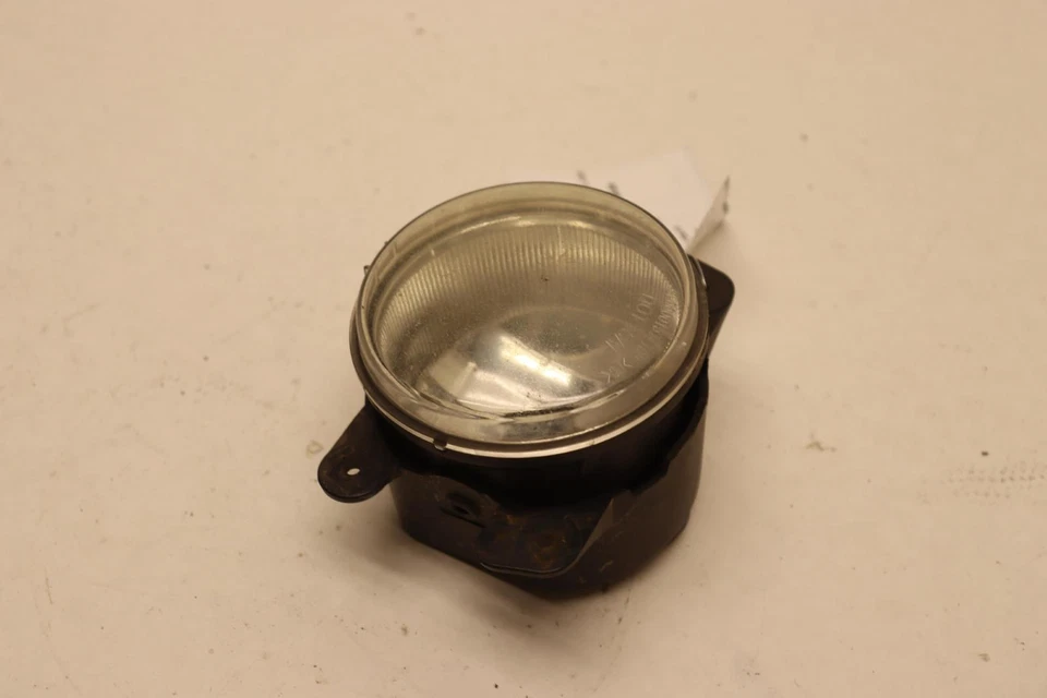 2011-2014 DODGE CHARGER FRONT RIGHT PASSENGER BUMPER FOG LIGHT LAMP OEM - Image 2 of 4