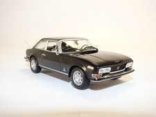 PEUGEOT 504 coupé noir 1976 1/43 Maxichamps