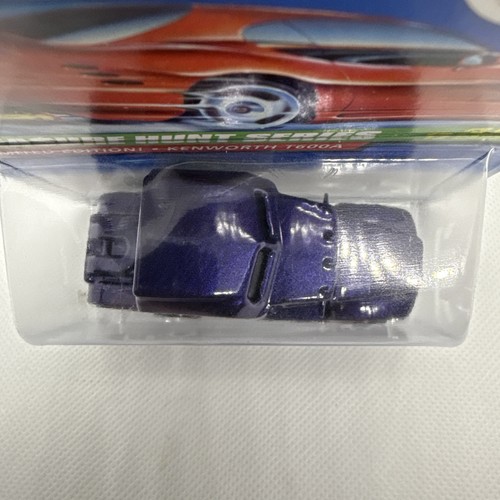 Hot Wheels Treasure Hunt Limited Edition Series Kenworth T600A #751 #3 of 12 - Picture 4 of 8