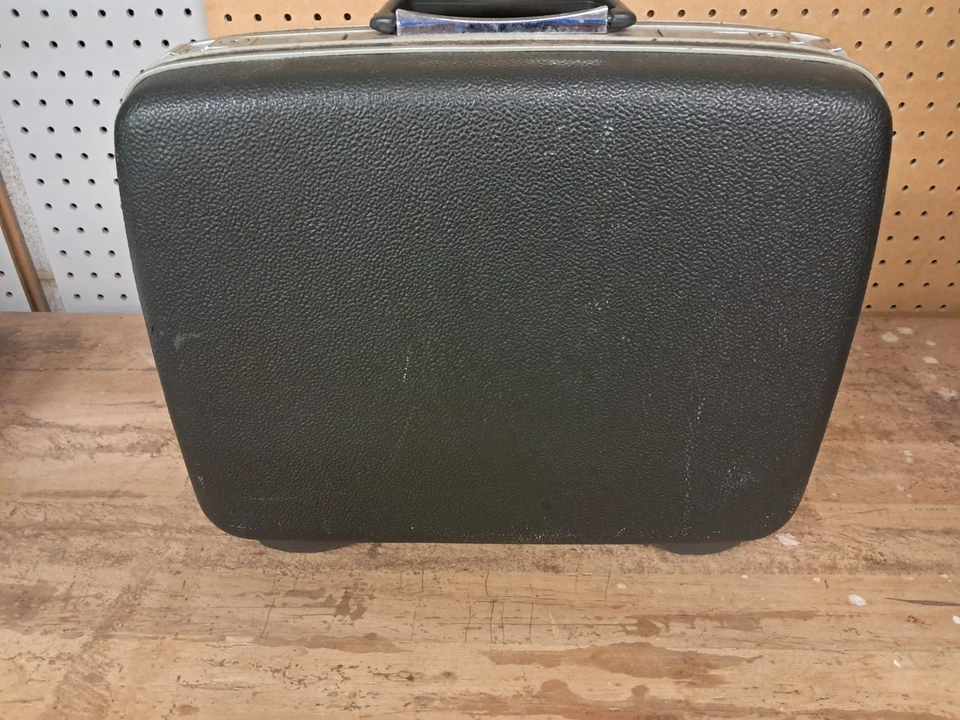 Estuche Samsonite para máquina taquigráfica Stenograph Reporter con trípode y cubierta antipolvo Foto 3 de 4