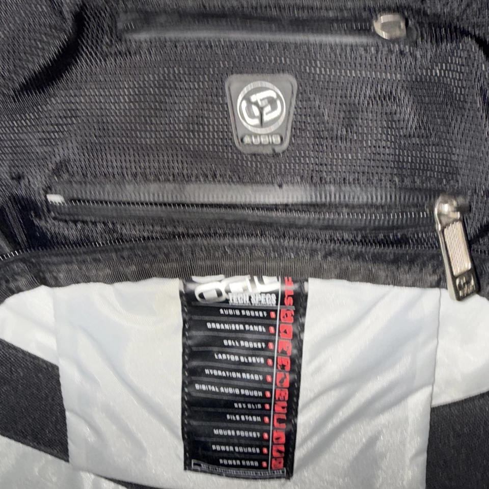 /L@@K\ Mochila OGIO Metro Pack 711105, funda para portátil - negra. Marca! Foto 2 de 4