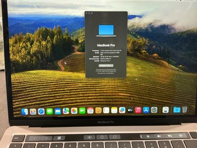 Apple MacBook Pro Retina TouchBar 13,3  i5 2,0 Ghz 512 GB SSD 16 GB 2020 SILBER