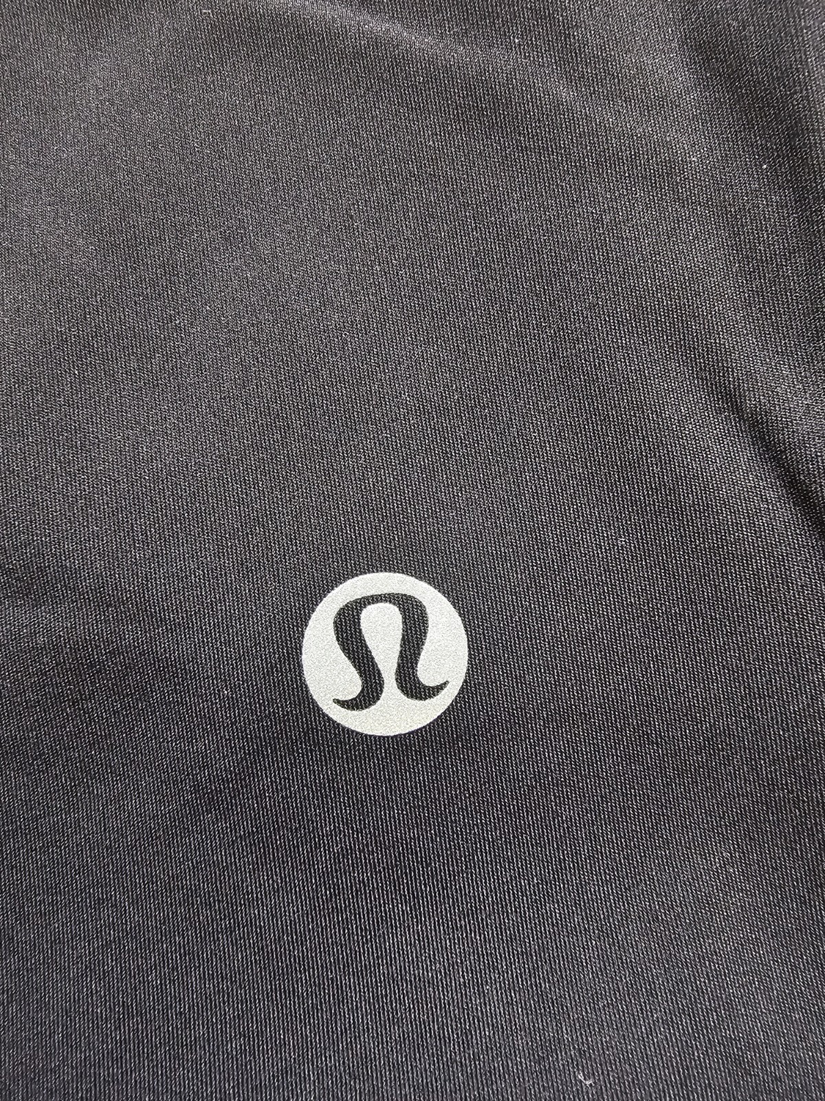 Lululemon Black Leggings Size US 8 UK 12 High Rise Wet Look Panel image 2