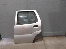 Porte arrière et accessoires Suzuki IGNIS