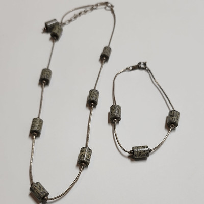 Vintage Jordan Sterlingsilber und grüne Schlangenmuster Perlen Schmuck Set