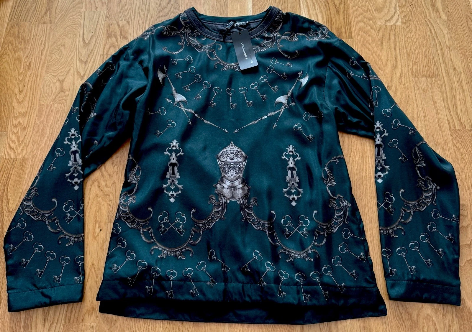 Dolce Gabbana — Dolce & Gabbana 100% Silk Keys Armour Print Long Sleeve Sweatshirt Sweater Sz 48