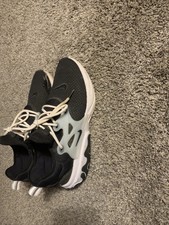 nike react presto all black