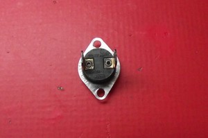 BETÄBELTROCKNER HOTPOINT V3D01P UK THERMOSTAT