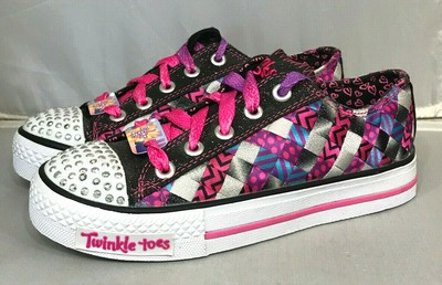 black twinkle toes