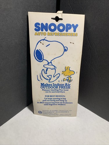 Ambientador de coche vintage Peanuts Snoopy & Woodstock LEER - Imagen 2 de 15