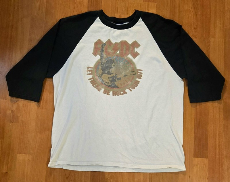 AC/DC LET THERE BE ROCK 1971 TOUR Jersey T-shirt Size XL