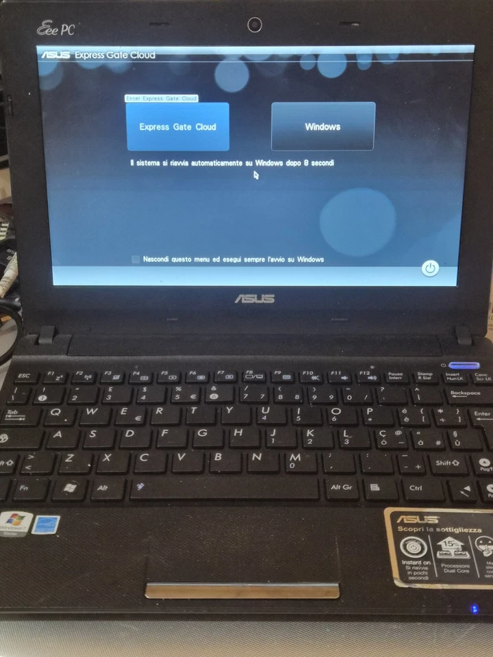 Laptop ASUS Eee PC X101CH CPU Intel Atom N2600 1,6 GHz SSD 120GB ddr3 1GB - Immagine 2 di 4