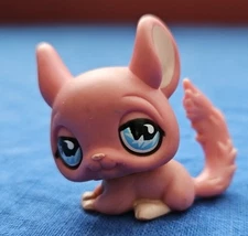 Littlest Pet Shop #599 Pink Chinchilla Sportiest Blue Teardrop Eyes LPS Hasbro