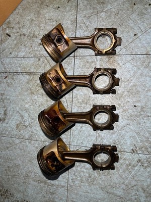 M10 Engine Pistons Connecting Rods m10b18 BMW E30 318i Full Set