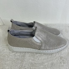 Bernie Mev TW98 Nude Shimmer Perforated Memory Foam Slip On Shoes Size 39/8