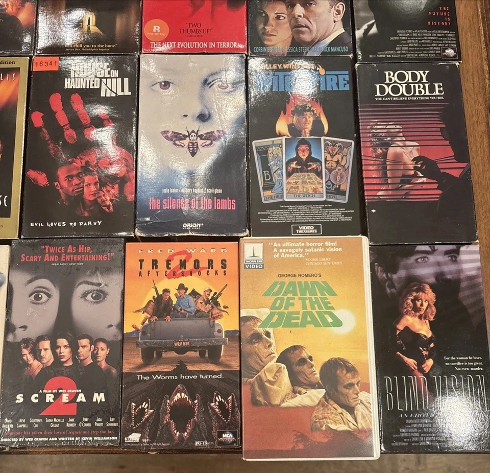 Lot Of 53 Horror, Thriller, Suspense VHS Movies Fright Night 2 Scream 2 — 第 3/4 张图片