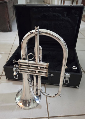 AMAZING! Jupiter Model SFH-746 Flugelhorn GREAT CONDITION with Case!