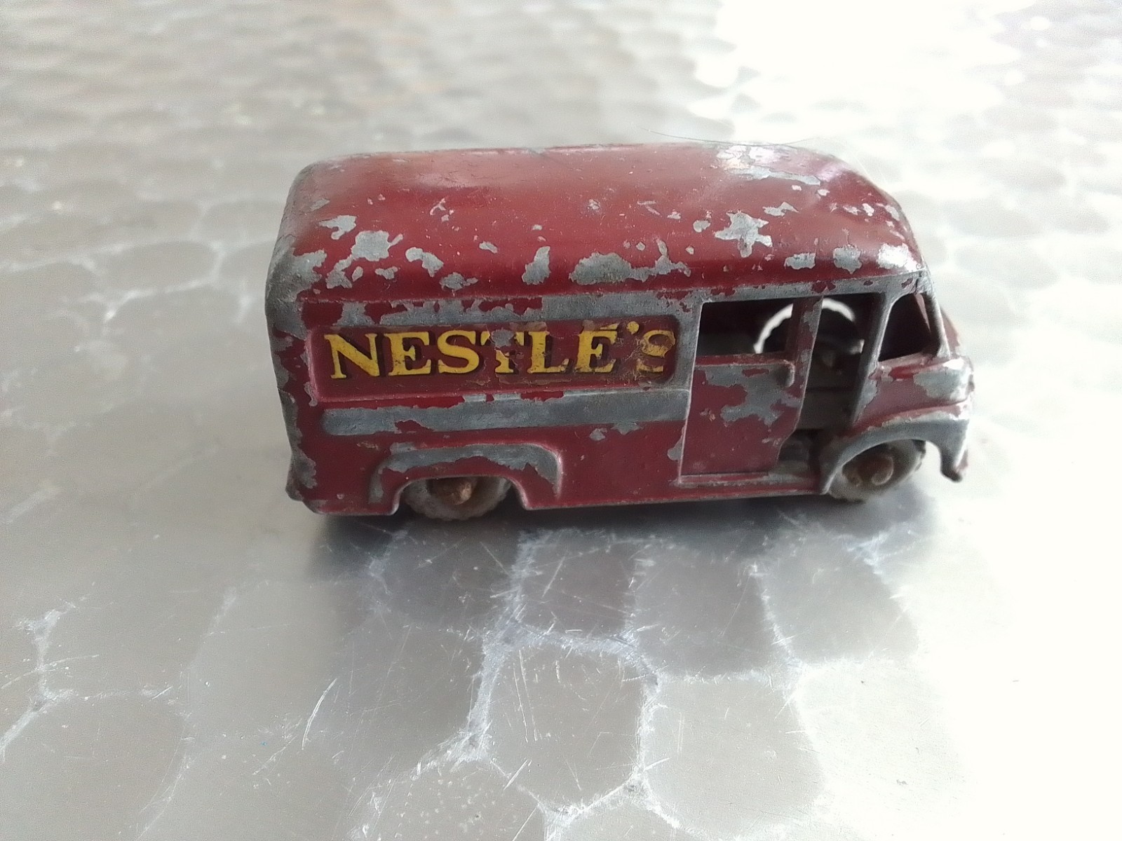 Matchbox 69a, Commer van Nestles - Free Price Guide & Review