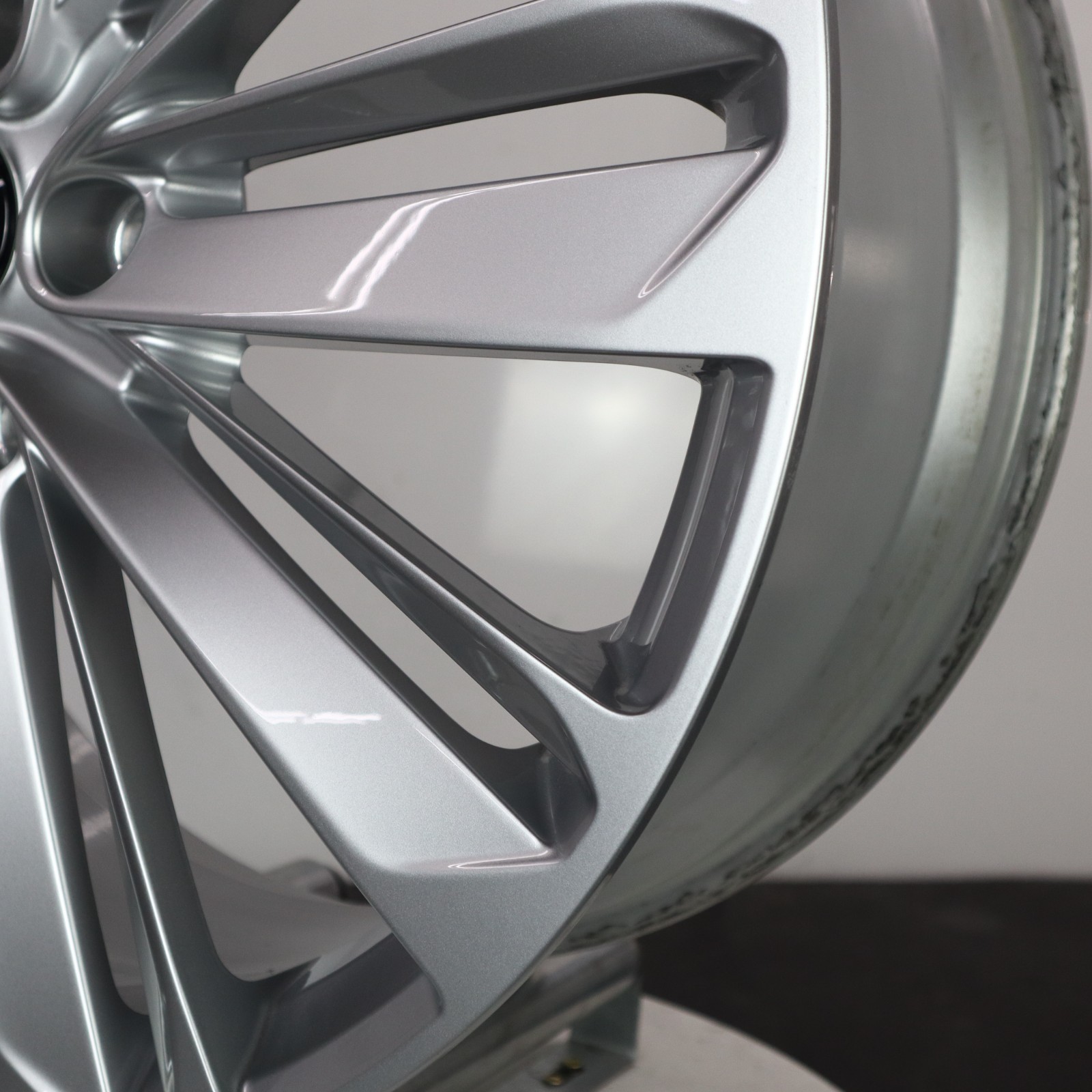 BENTLEY CONTINENTAL GT FLYING SPUR FORGED WHEELS 22x9.5 / 22x11.0 RIMS SET OF 4