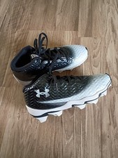 Size 4.5Y Under Armour Football Cleats, Under Armour Football Cleats 4.5Y